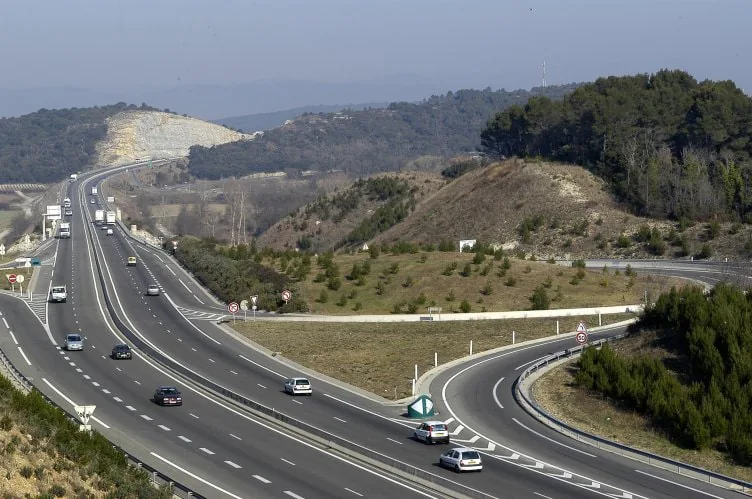 Accès Garosud Montpellier par l'autoroute A9 — sortie 31, voies rapides vers Nîmes, Sète et Béziers